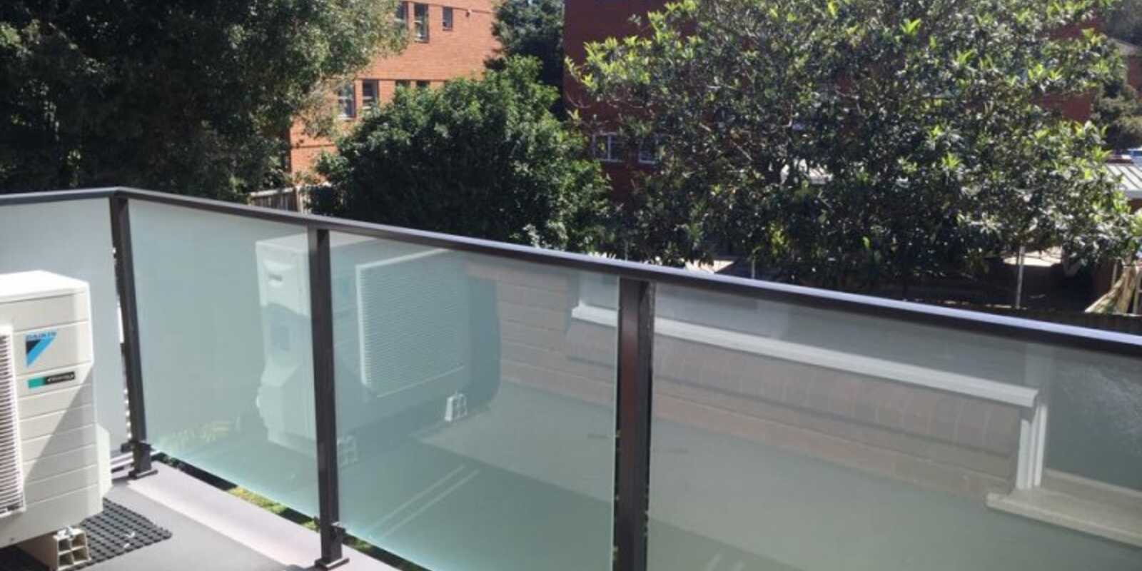 8/12 Hazelbank Road Wollstonecraft