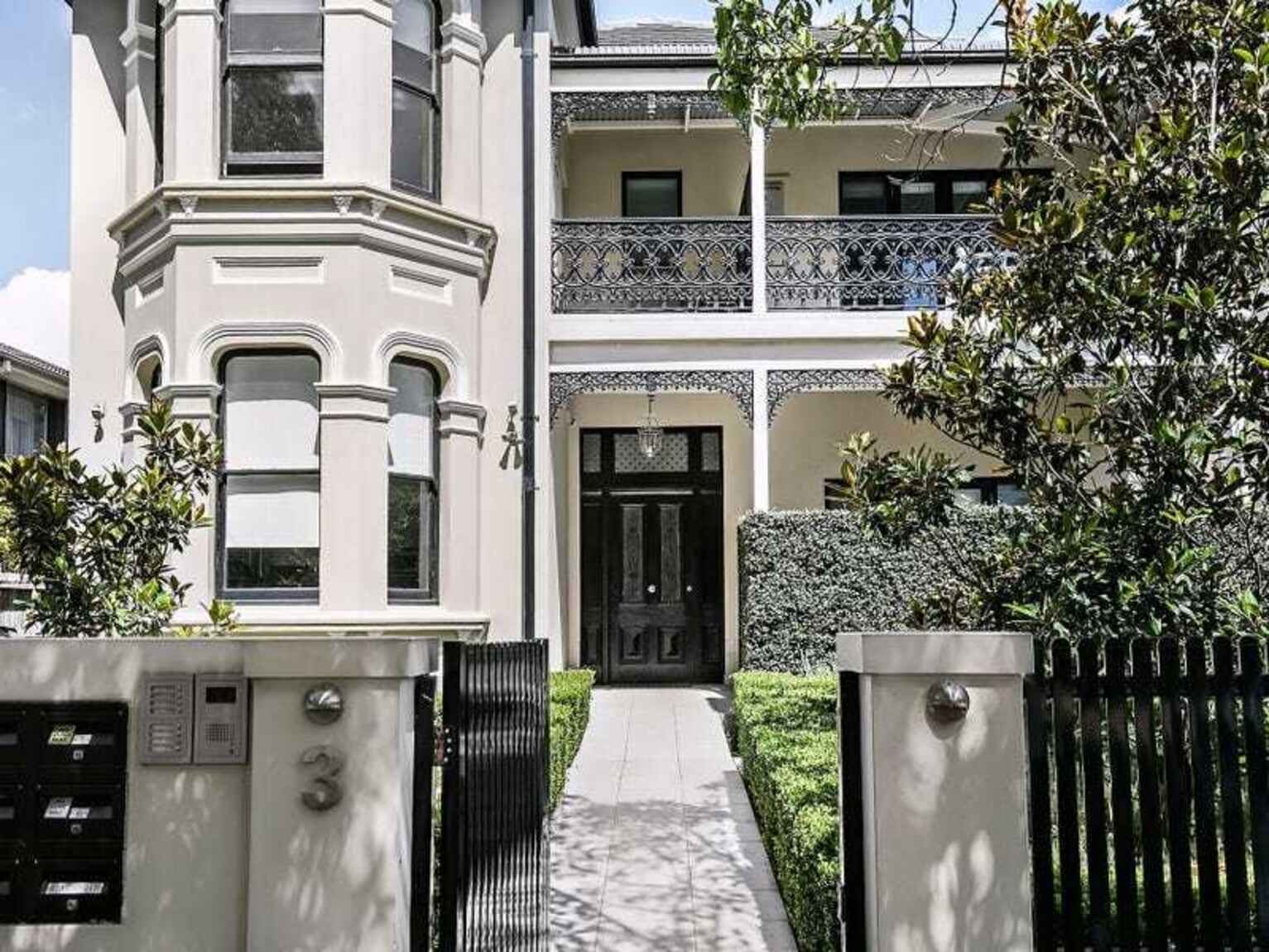 3/3 Tintern Road Ashfield