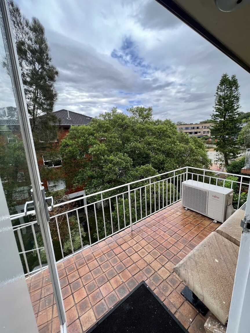 16/170 Falcon Street Crows Nest