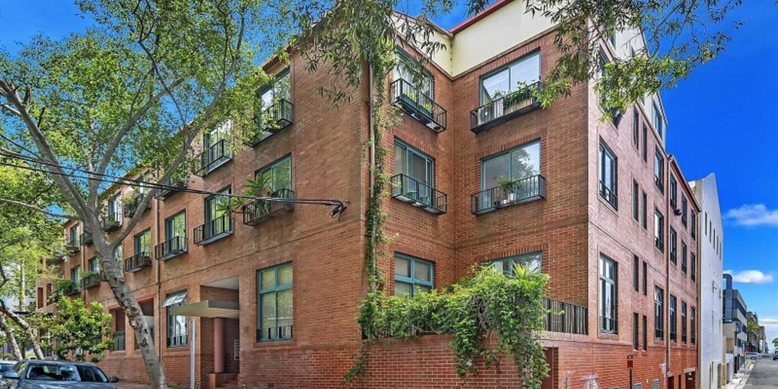 20/12 Hayberry Street Crows Nest