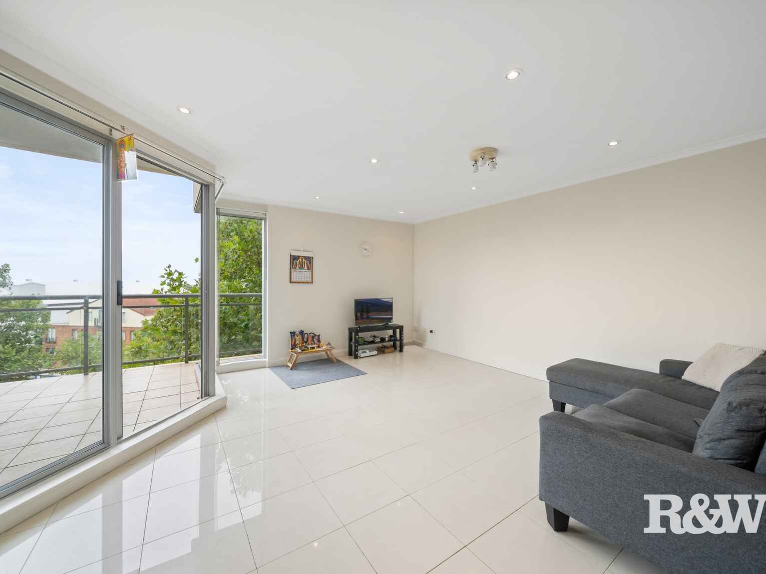 405/250 Pacific Highway Crows Nest