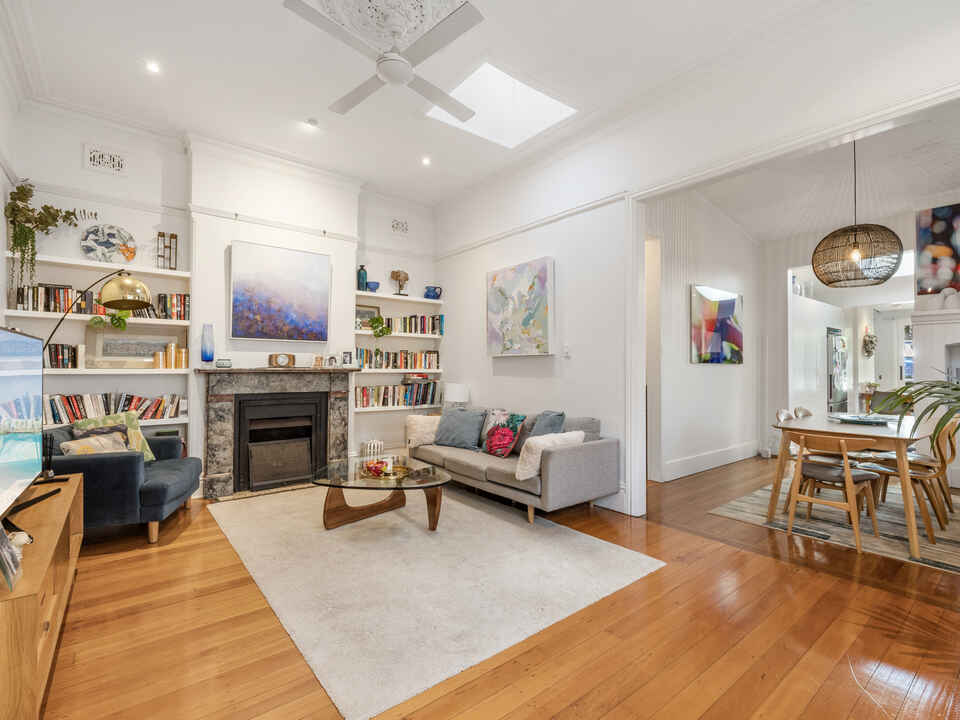 11 Hayberry Street Crows Nest