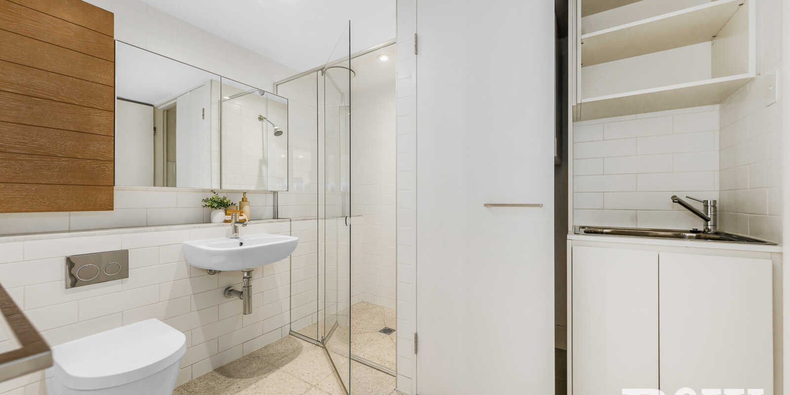 R203/220 Pacific Highway Crows Nest R203/220 Pacific Highway Crows Nest