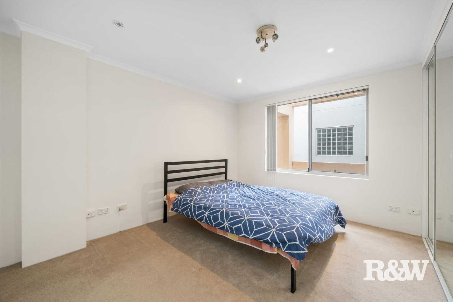 405/250 Pacific Highway Crows Nest