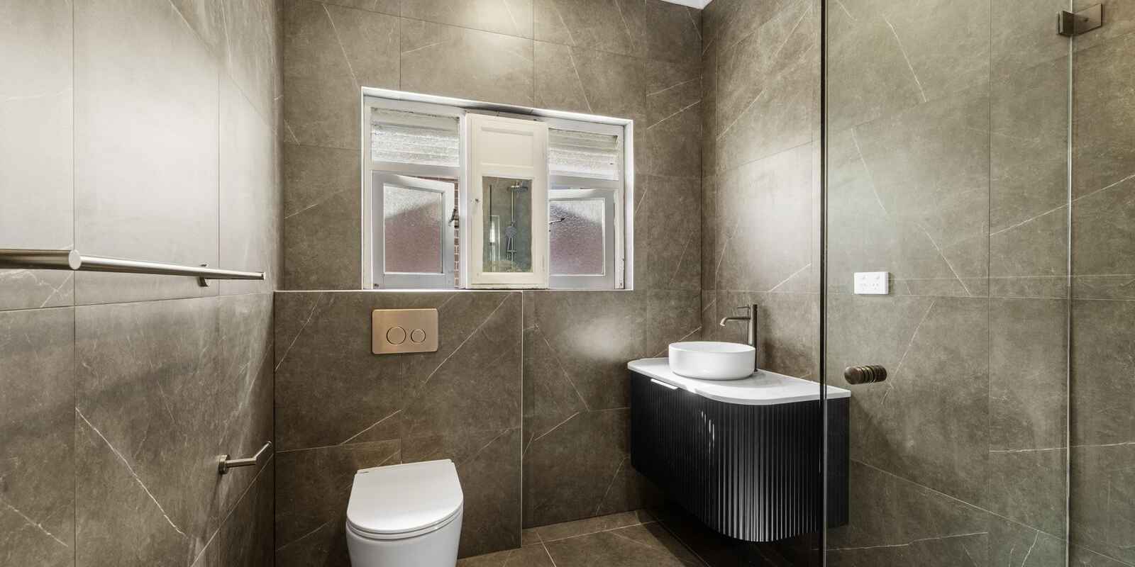 3/23 King Street Waverton