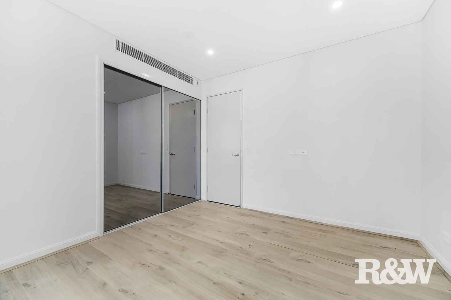 452/1C Betty Cuthbert Avenue Sydney Olympic Park