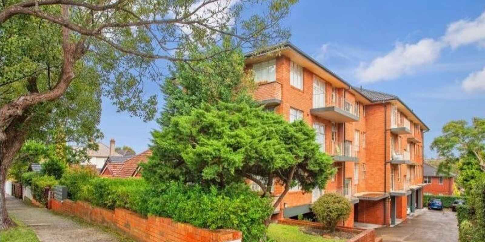 17/122 Raglan Street Mosman