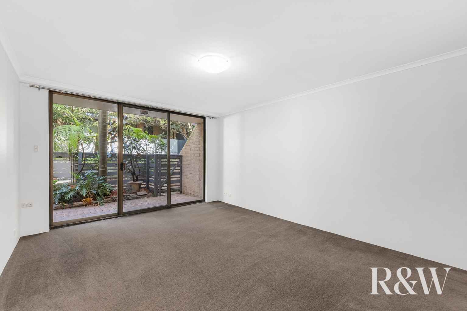 10/2 Rodborough Avenue Crows Nest
