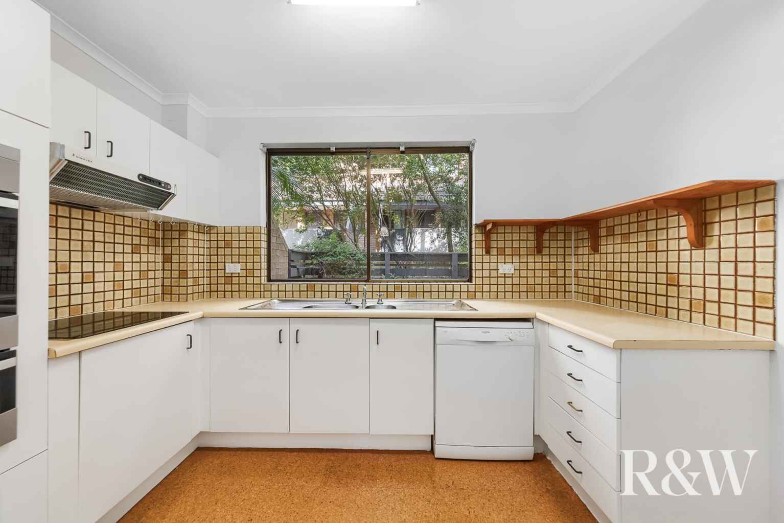 10/2 Rodborough Avenue Crows Nest