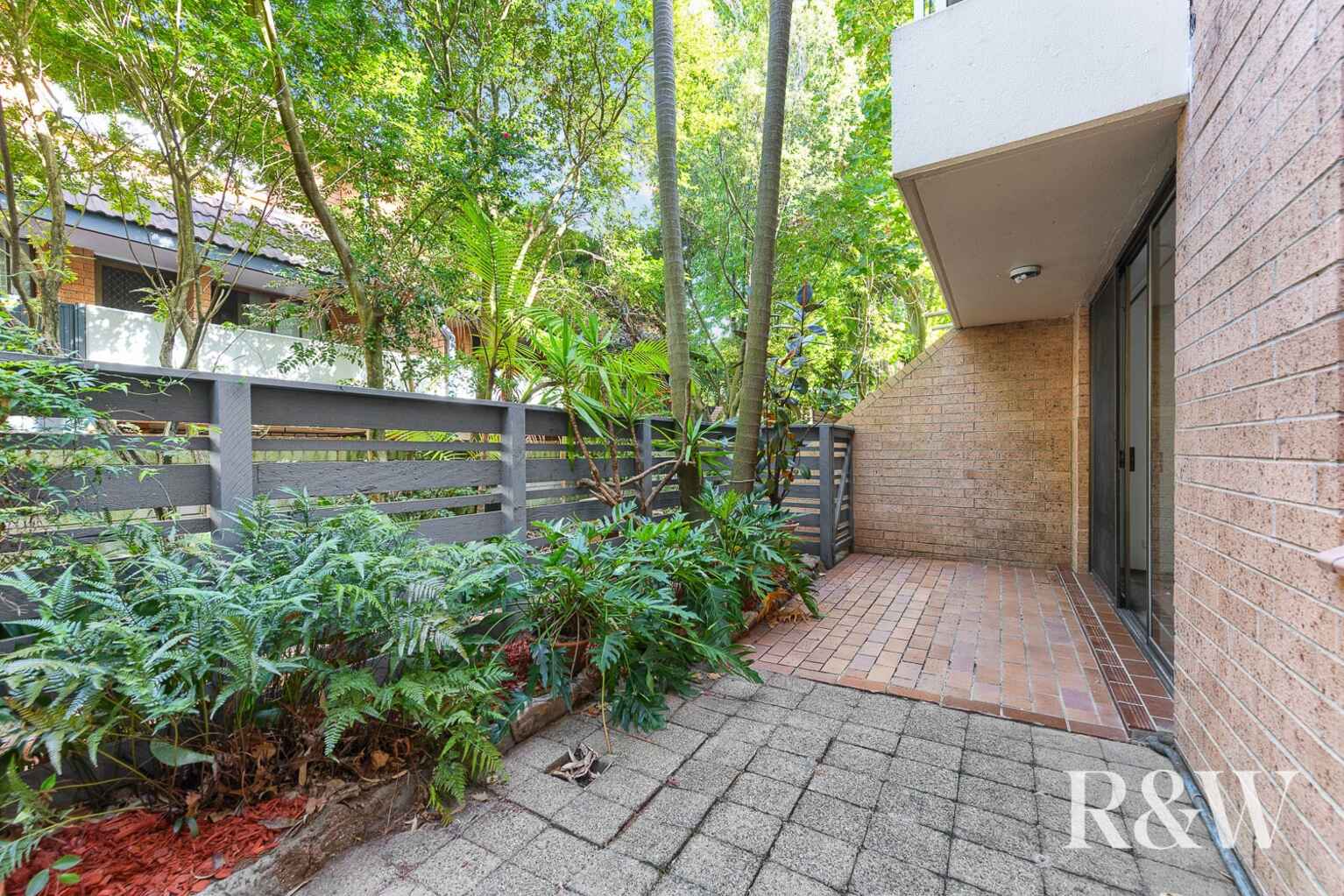 10/2 Rodborough Avenue Crows Nest