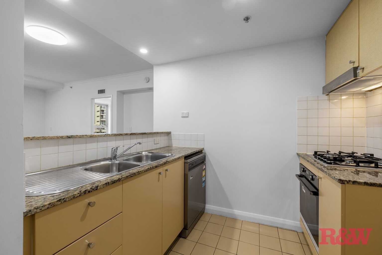 602/2B Help Street Chatswood