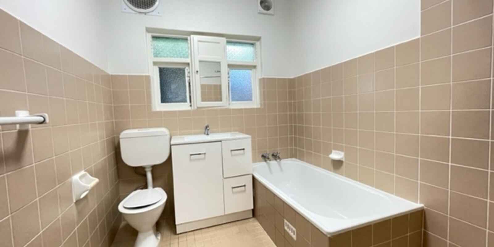 1/23 King Street Waverton