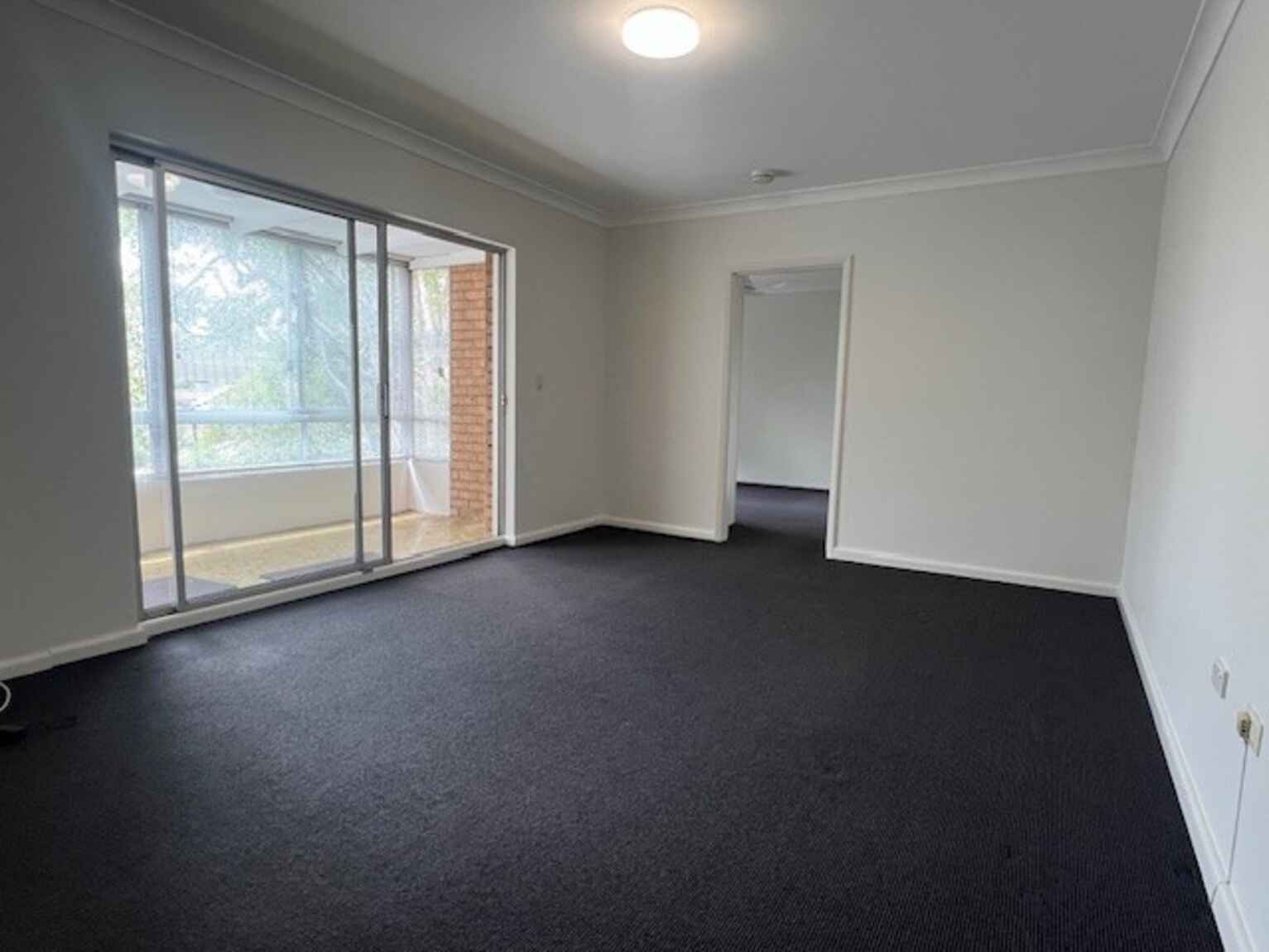 19/249 Ernest Street Crows Nest