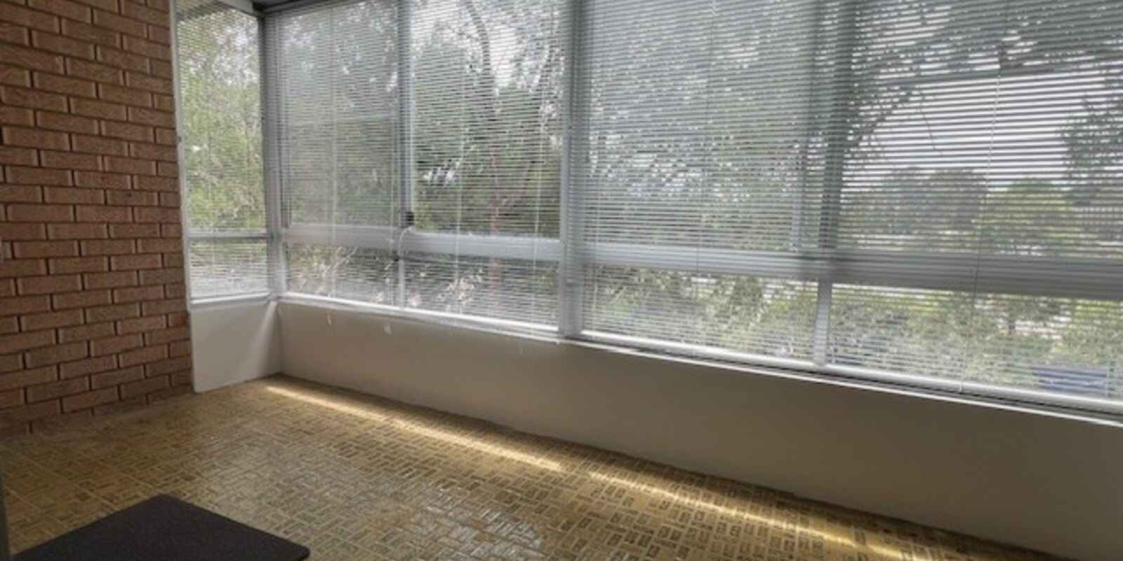 19/249 Ernest Street Crows Nest