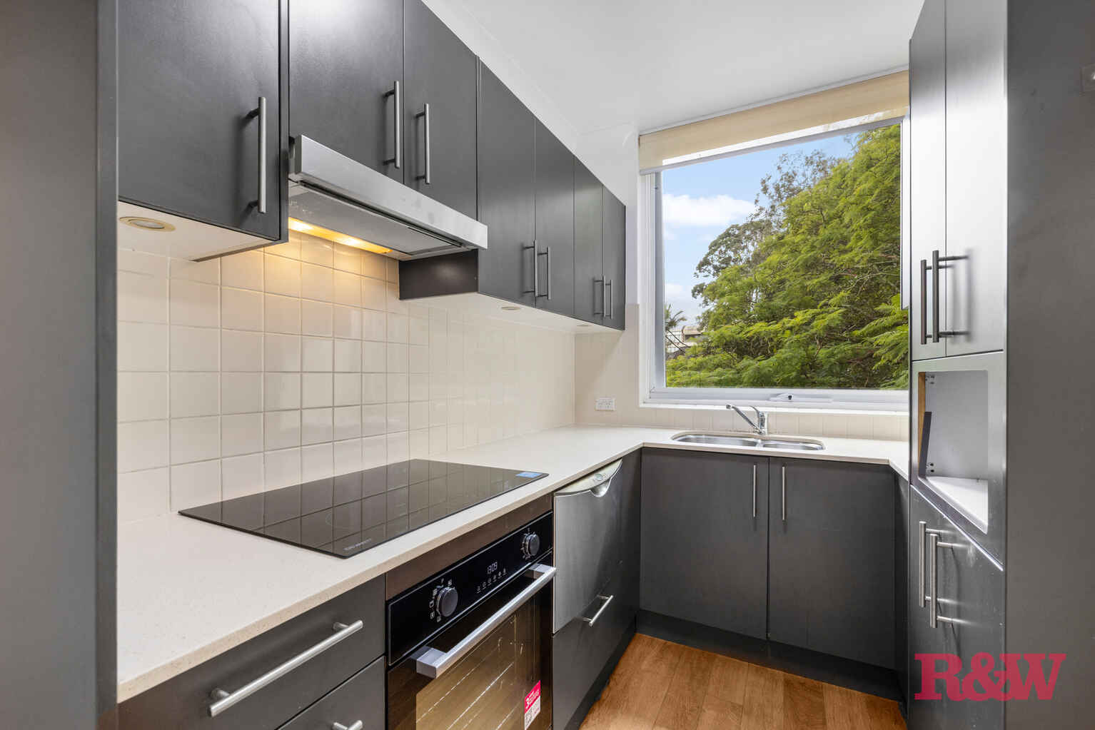 8/13 Rangers Road Cremorne