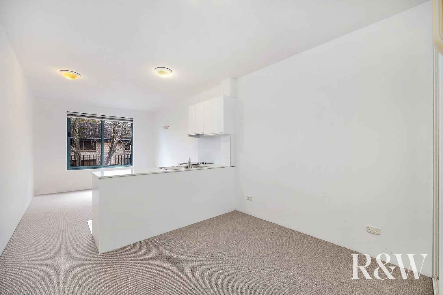 20/12 Hayberry Street Crows Nest