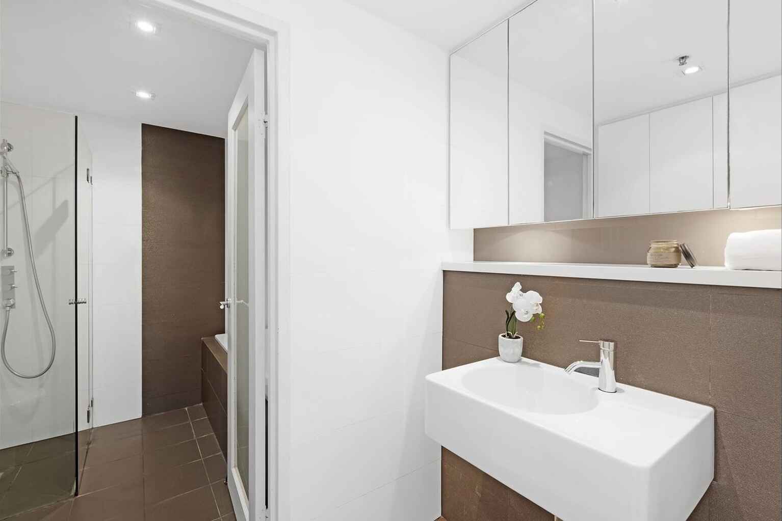 4/45 Chandos Street St Leonards